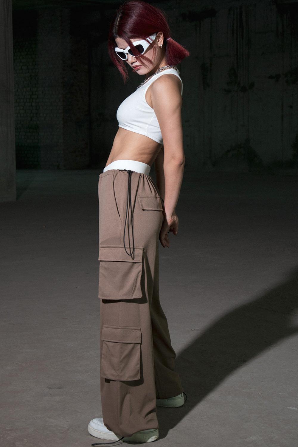 Stylish Cargo Pants Outfits for Women