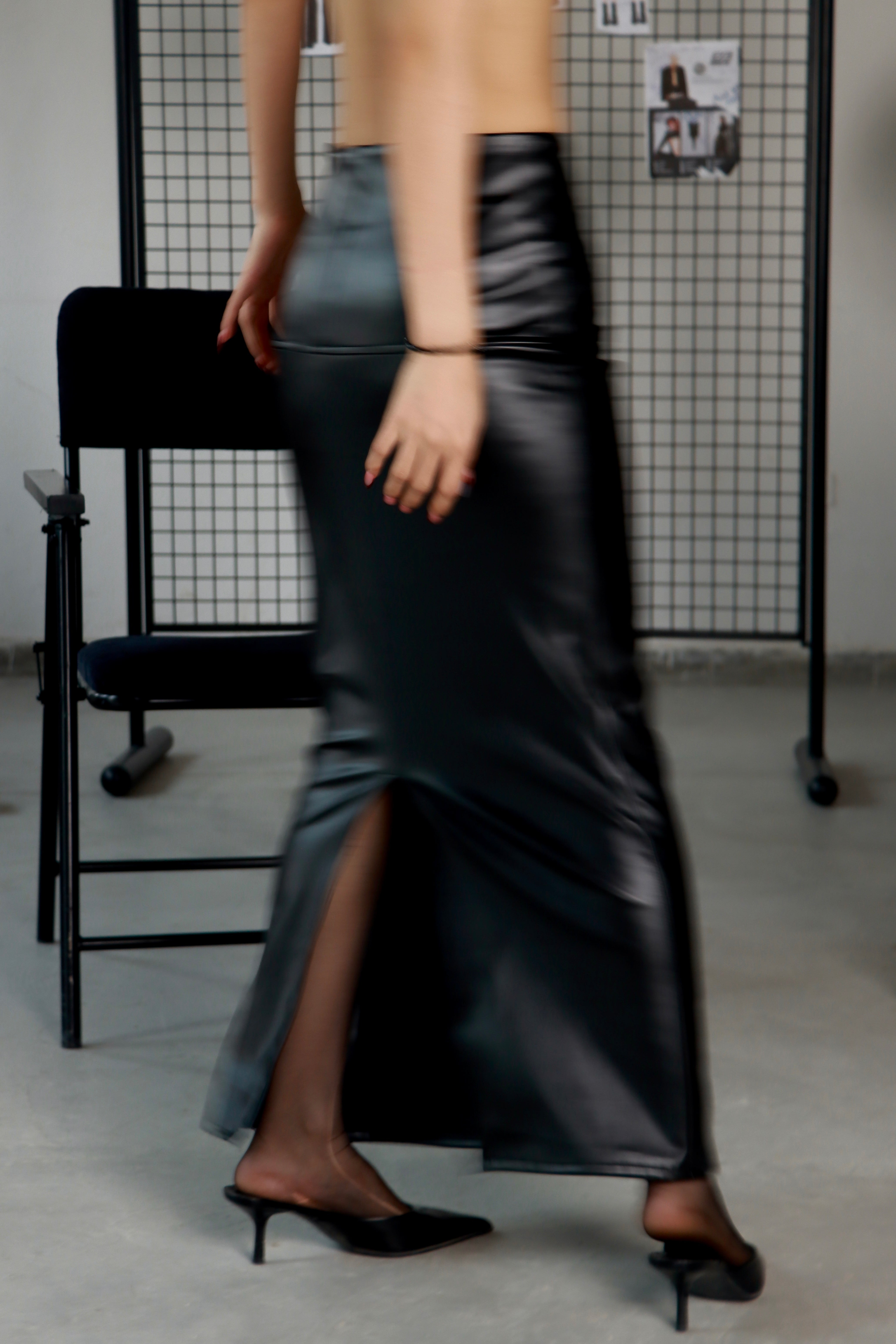 Black trumpet leather skirt