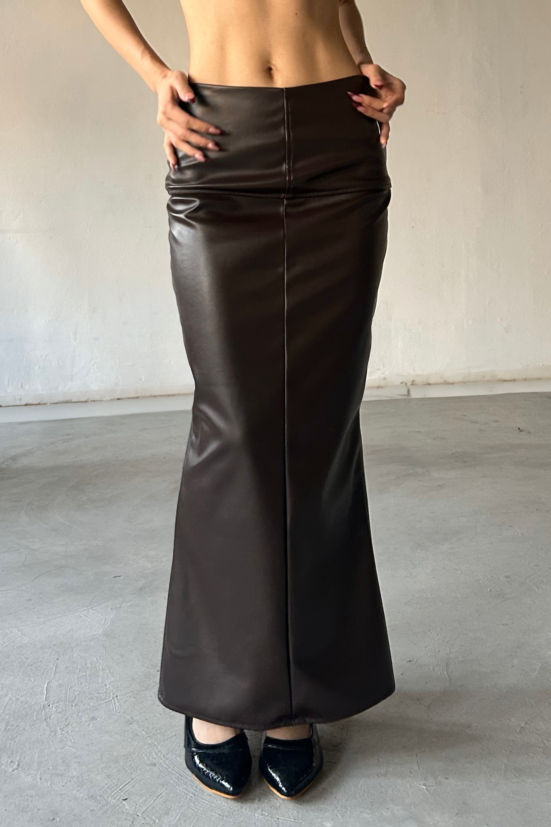 Brown trumpet leather skirt