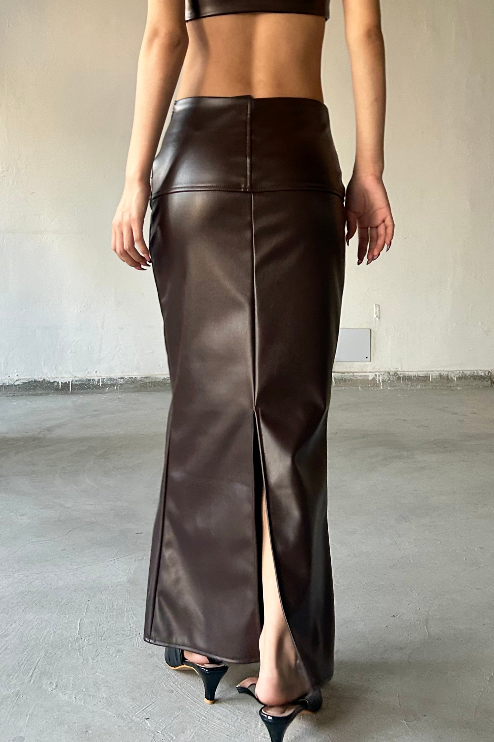 Brown trumpet leather skirt