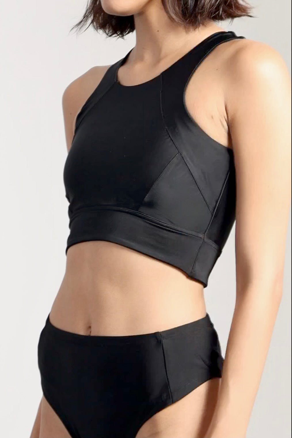 Black Hawk Crop Top - BEEGLEE