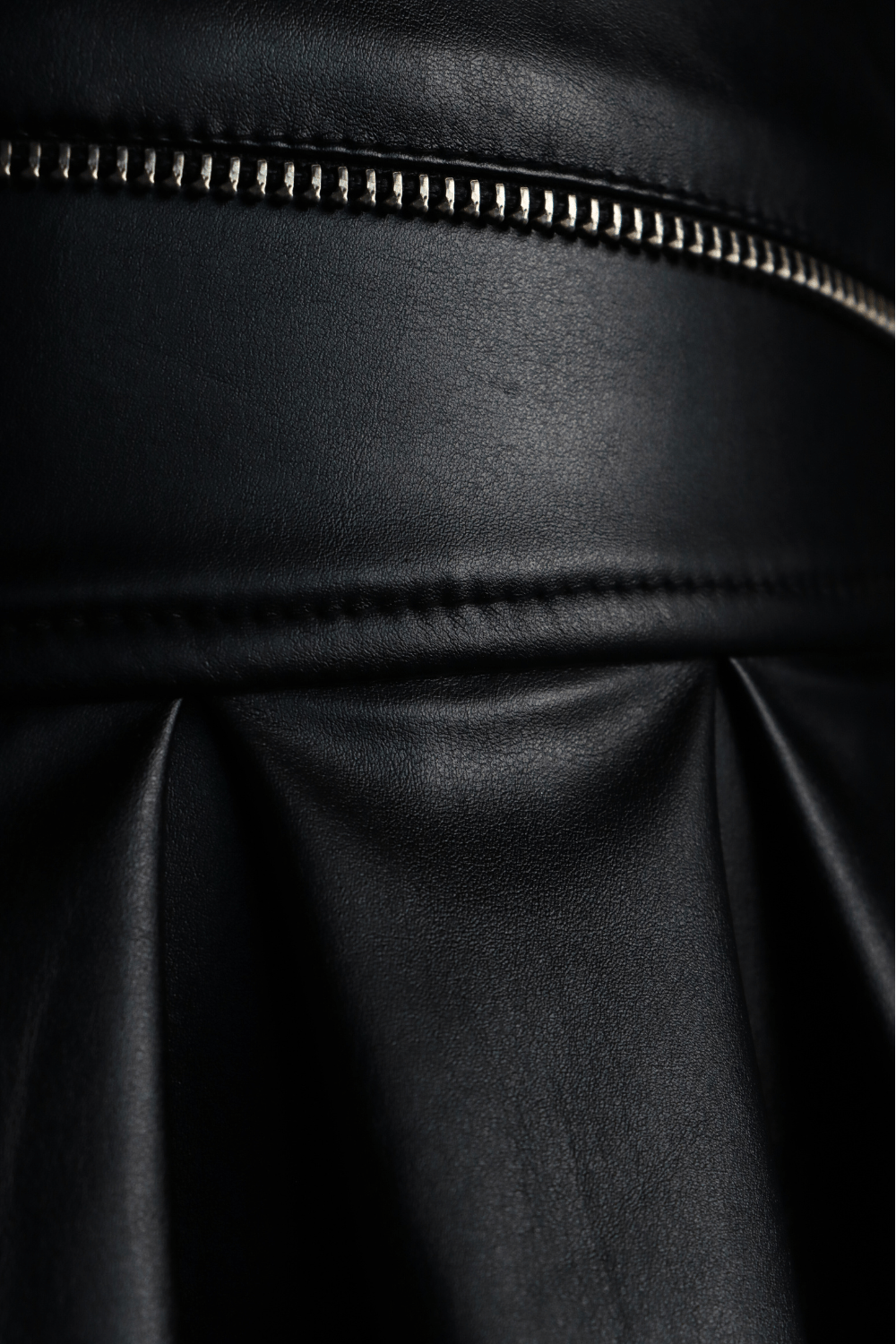 Black leather tennis skirt - BEEGLEE