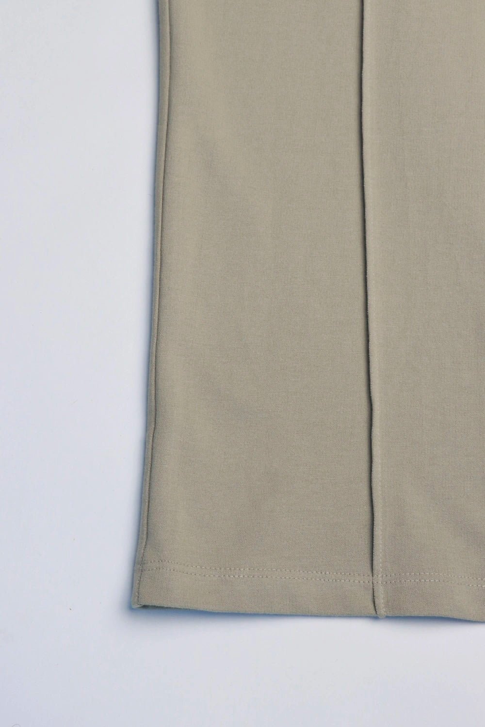 Sage Grey Pleated Sweatpants - BEEGLEE