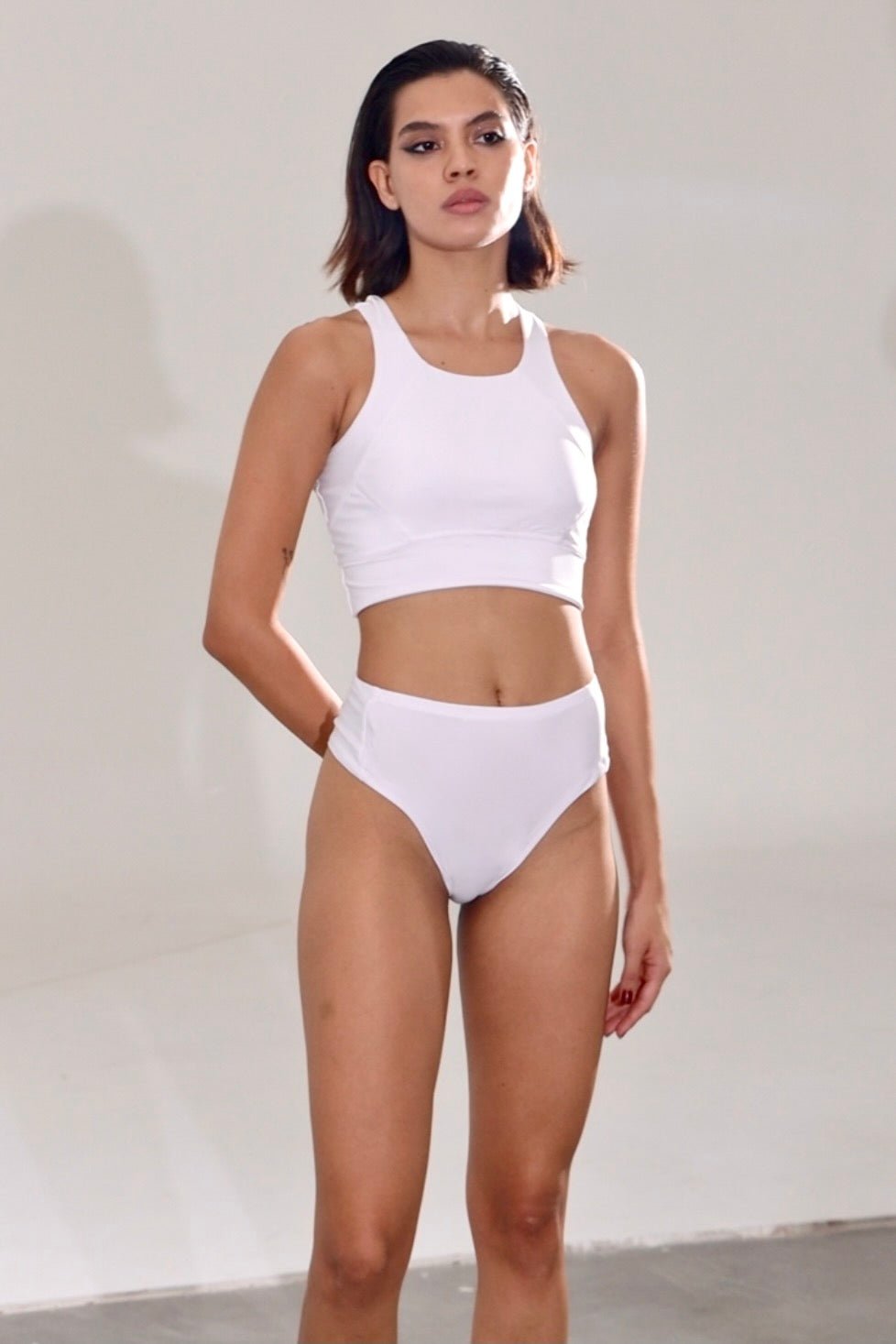 White Hawk Swim Set - BEEGLEE